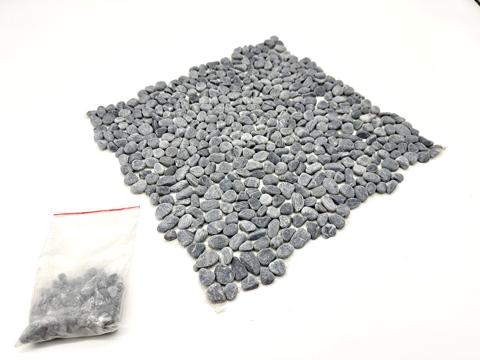 洗い出しシート 602(Black Pebble) 3分 9-13mm 11枚入＋予備石/約1㎡ 4辺波型