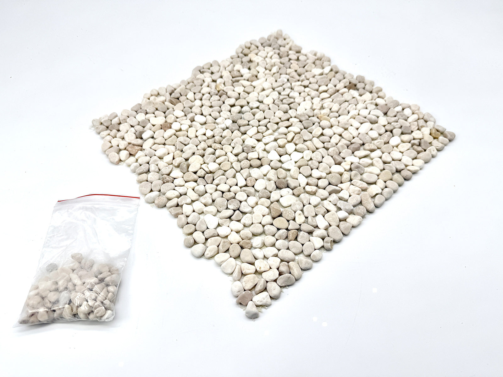 洗い出しシート 702(Beige Pebble) 3分 9-13mm 11枚入＋予備石/約1㎡ 1辺直線