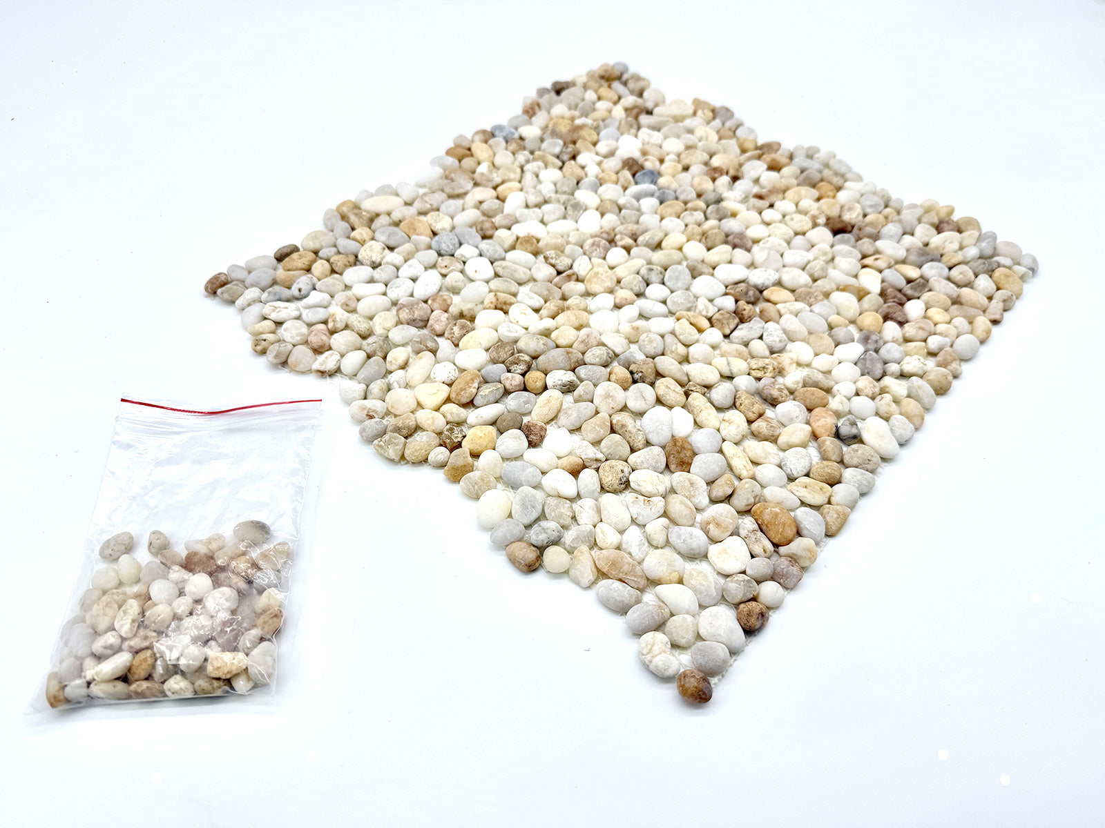 洗い出しシート 703(Three color Stone) 3分 9-13mm 11枚入＋予備石/約1㎡ 1辺直線