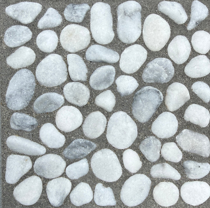 【在庫限り50％OFF】洗い出しシート 604(White Pebble) 3分 9-13mm 11枚入＋予備石/約1㎡ 4辺波型